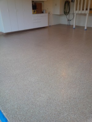 GARAGE FLOORS & MAN CAVES