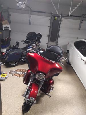 GARAGE FLOORS & MAN CAVES